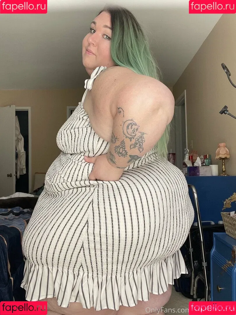 spanxbeluga / spanxbeluga2.1 Onlyfans Photo Gallery 