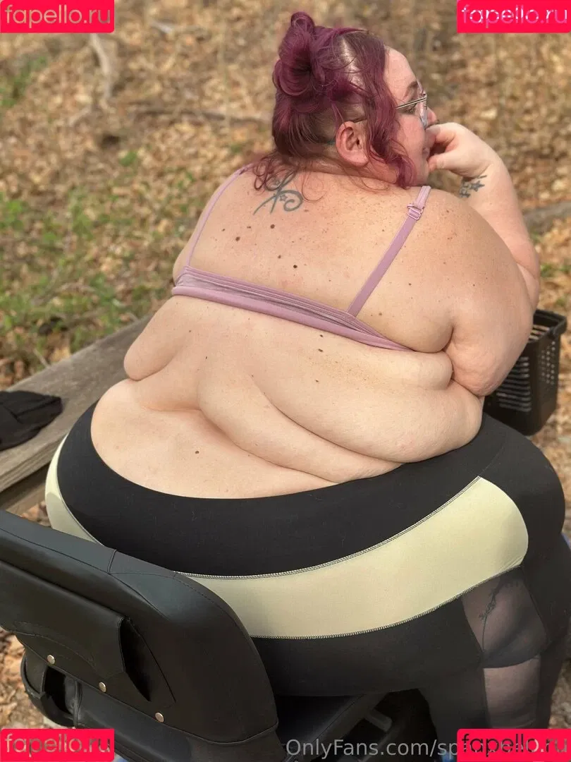 spanxbeluga / spanxbeluga2.1 Onlyfans Photo Gallery 