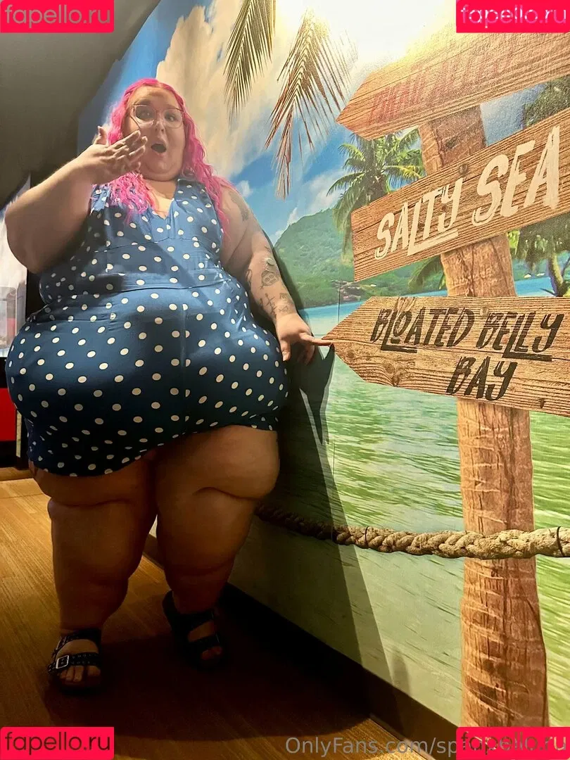 spanxbeluga / spanxbeluga2.1 Onlyfans Photo Gallery 