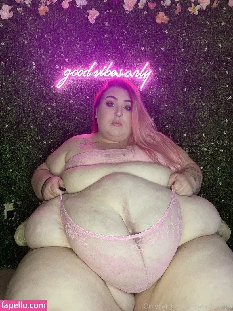 spanxbeluga / spanxbeluga2.1 Onlyfans Photo Gallery 