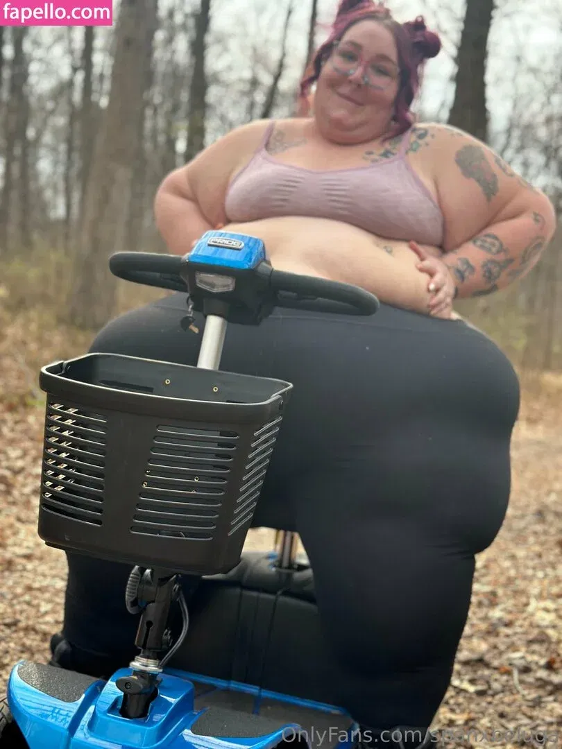 spanxbeluga / spanxbeluga2.1 Onlyfans Photo Gallery 