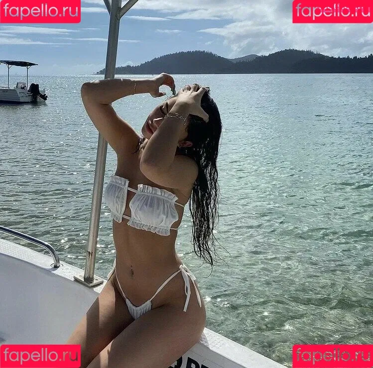 Leah Halton / leahhalton_ Onlyfans Photo Gallery 