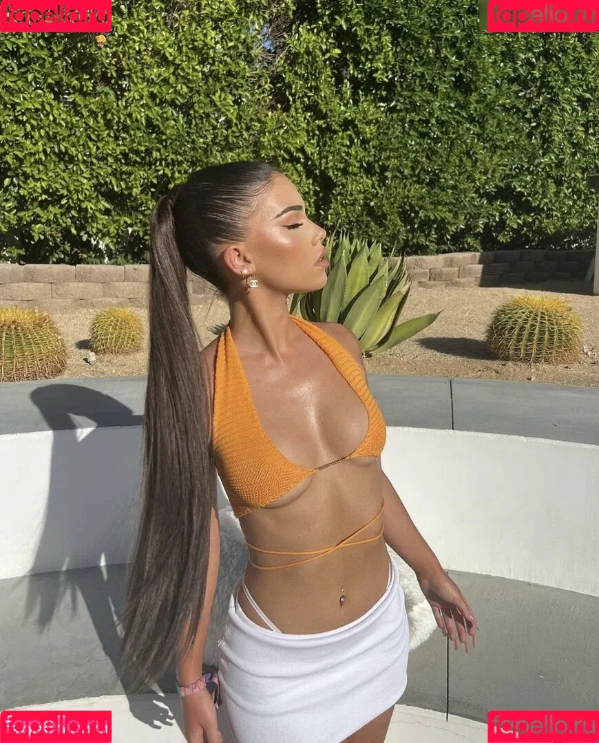 Leah Halton / leahhalton_ Onlyfans Photo Gallery 