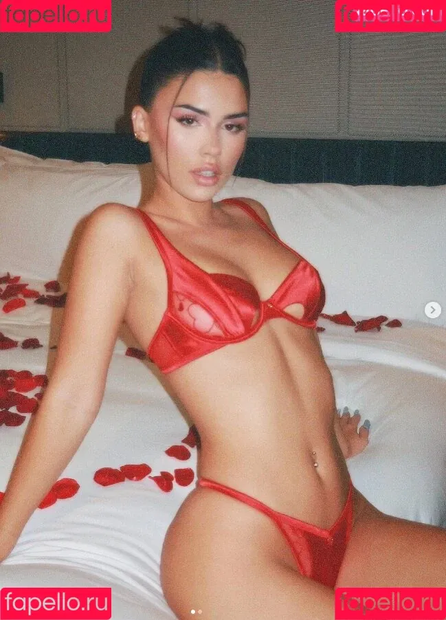Leah Halton / leahhalton_ Onlyfans Photo Gallery 