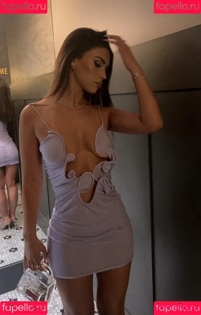 Leah Halton / leahhalton_ Onlyfans Photo Gallery 