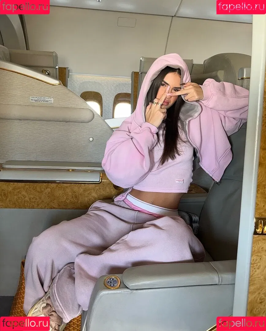 Leah Halton / leahhalton_ Onlyfans Photo Gallery 