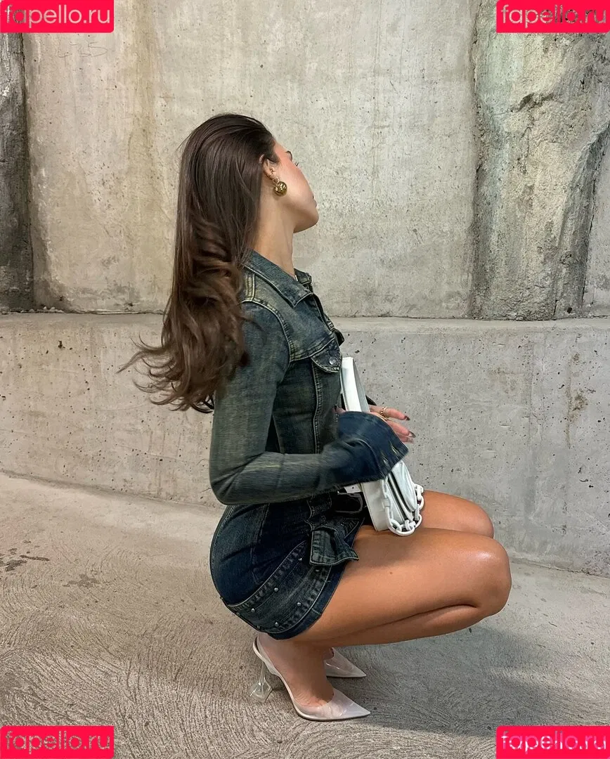 Leah Halton / leahhalton_ Onlyfans Photo Gallery 