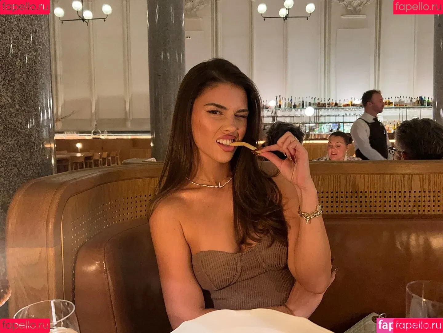 Leah Halton / leahhalton_ Onlyfans Photo Gallery 