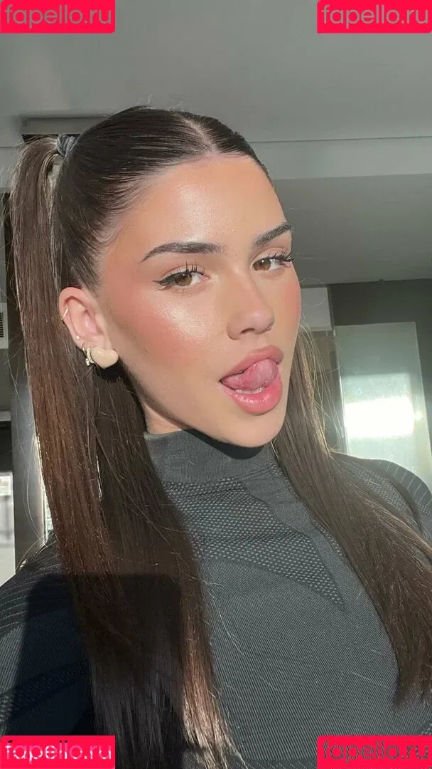 Leah Halton / leahhalton_ Onlyfans Photo Gallery 
