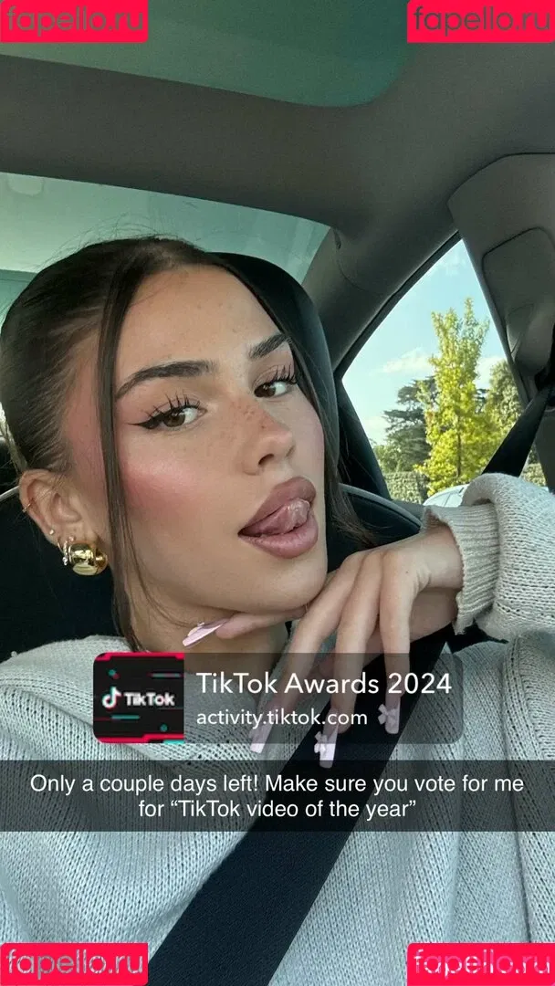 Leah Halton / leahhalton_ Onlyfans Photo Gallery 