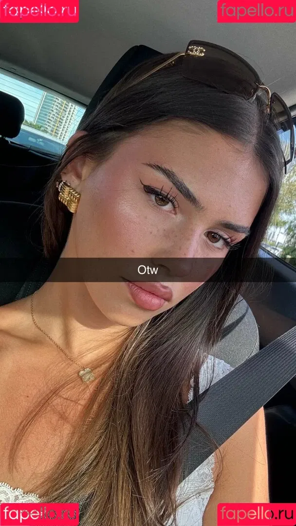 Leah Halton / leahhalton_ Onlyfans Photo Gallery 