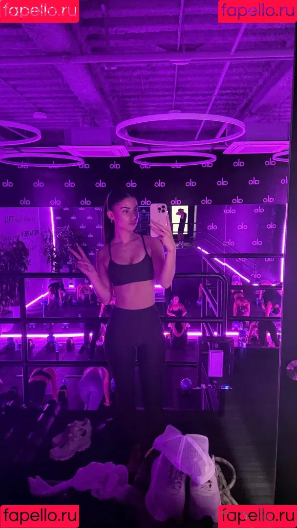 Leah Halton / leahhalton_ Onlyfans Photo Gallery 
