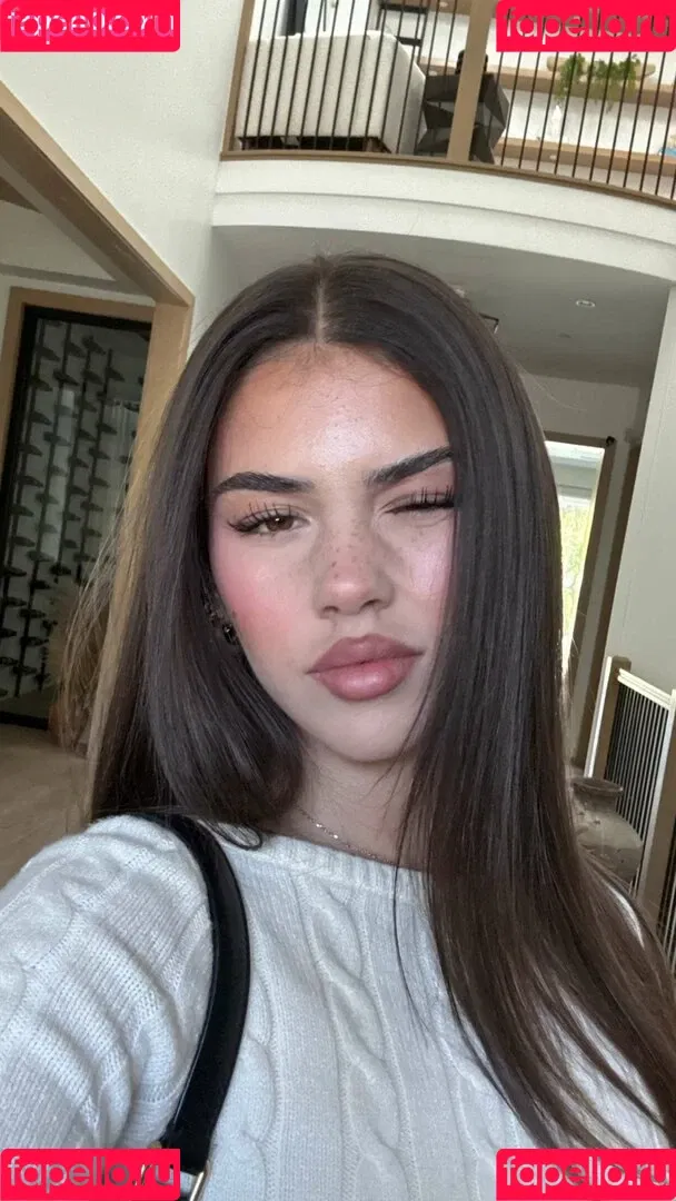 Leah Halton / leahhalton_ Onlyfans Photo Gallery 