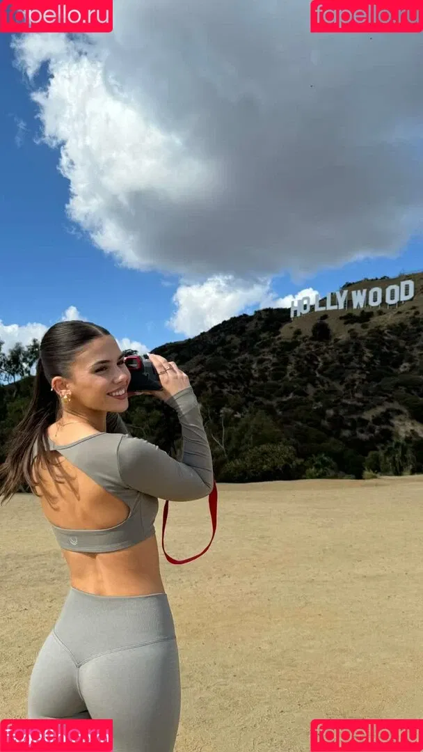 Leah Halton / leahhalton_ Onlyfans Photo Gallery 