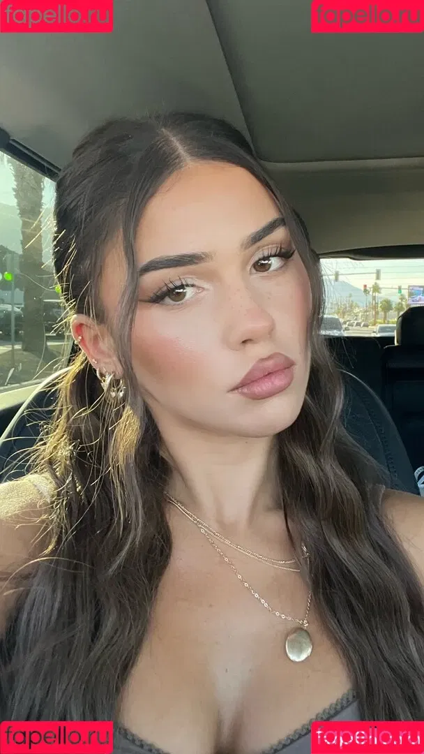 Leah Halton / leahhalton_ Onlyfans Photo Gallery 