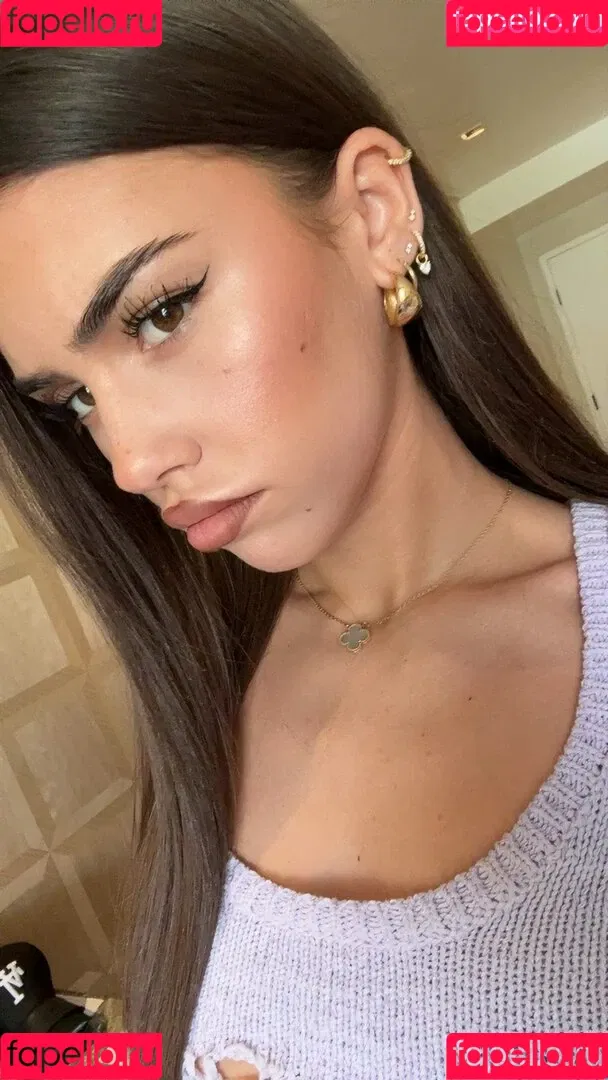 Leah Halton / leahhalton_ Onlyfans Photo Gallery 