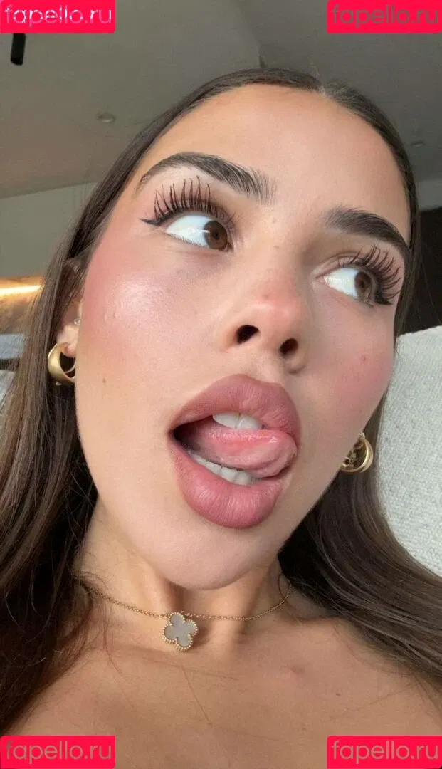 Leah Halton / leahhalton_ Onlyfans Photo Gallery 