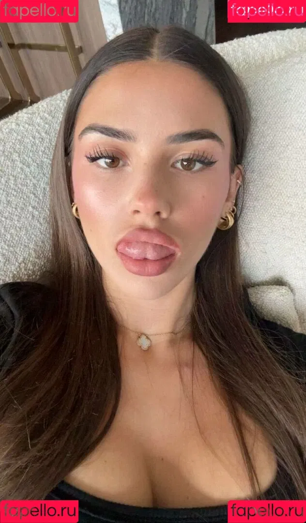 Leah Halton / leahhalton_ Onlyfans Photo Gallery 