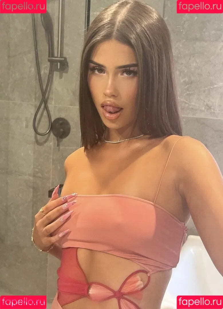 Leah Halton / leahhalton_ Onlyfans Photo Gallery 