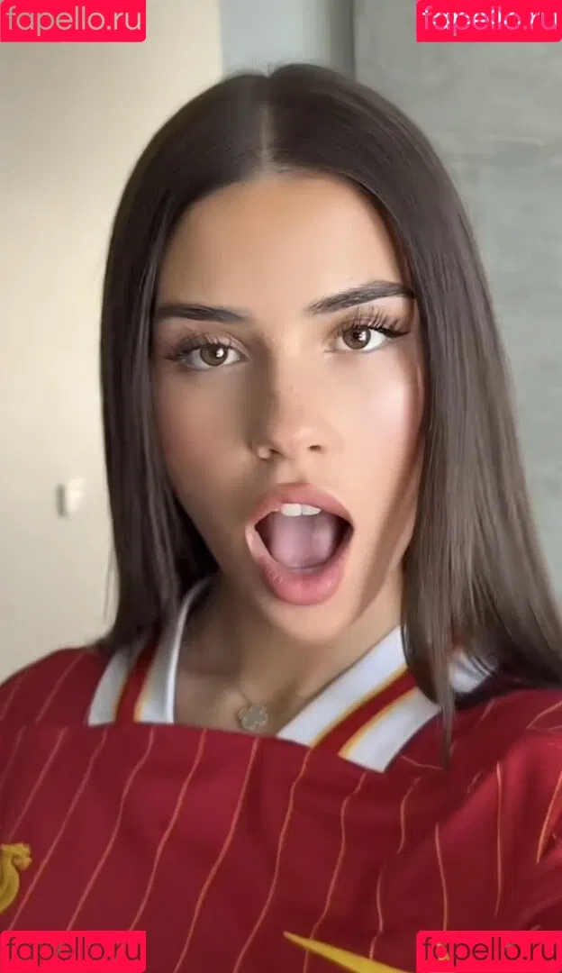 Leah Halton / leahhalton_ Onlyfans Photo Gallery 