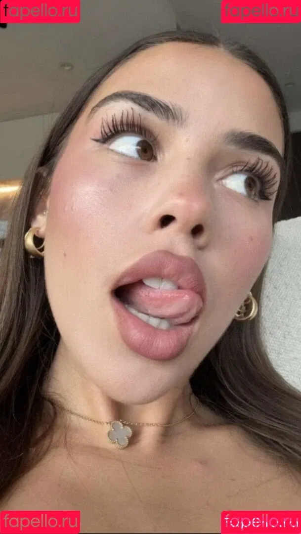 Leah Halton / leahhalton_ Onlyfans Photo Gallery 