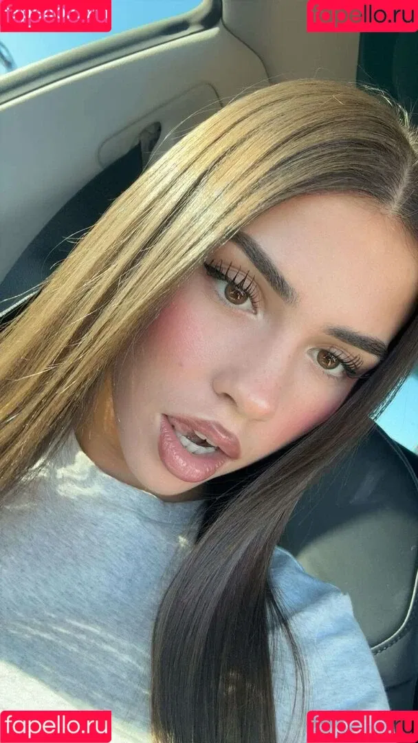 Leah Halton / leahhalton_ Onlyfans Photo Gallery 