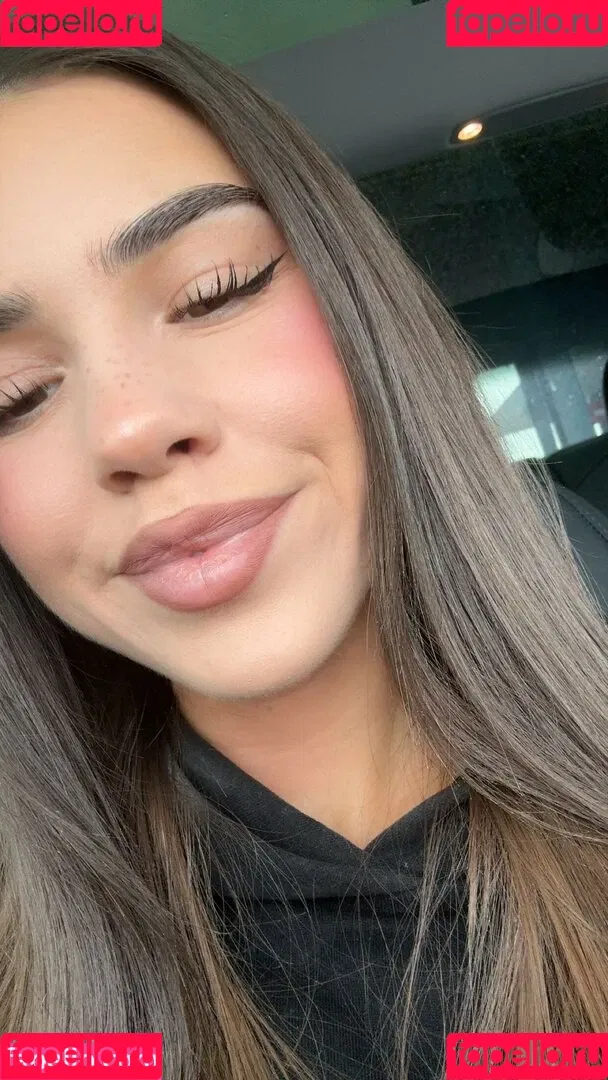Leah Halton / leahhalton_ Onlyfans Photo Gallery 