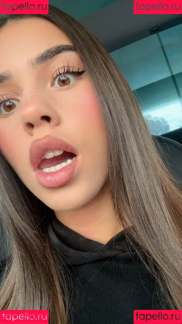 Leah Halton / leahhalton_ Onlyfans Photo Gallery 