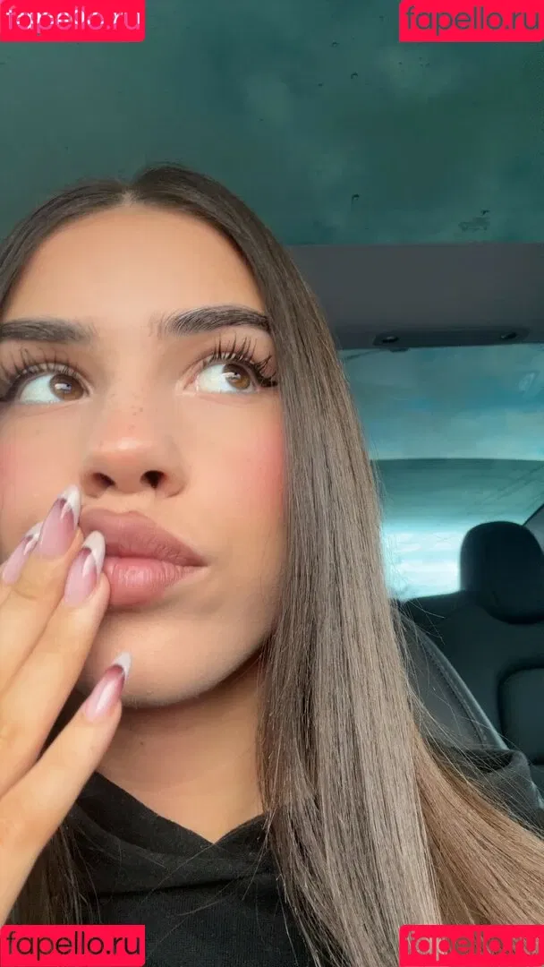 Leah Halton / leahhalton_ Onlyfans Photo Gallery 