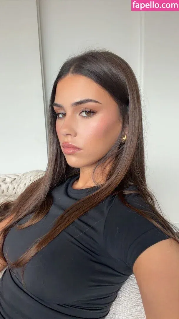 Leah Halton / leahhalton_ Onlyfans Photo Gallery 