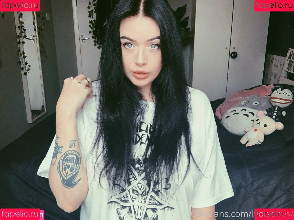 LydiaGhost / ghost.lydia / lydiaghostnsfw Onlyfans Photo Gallery 