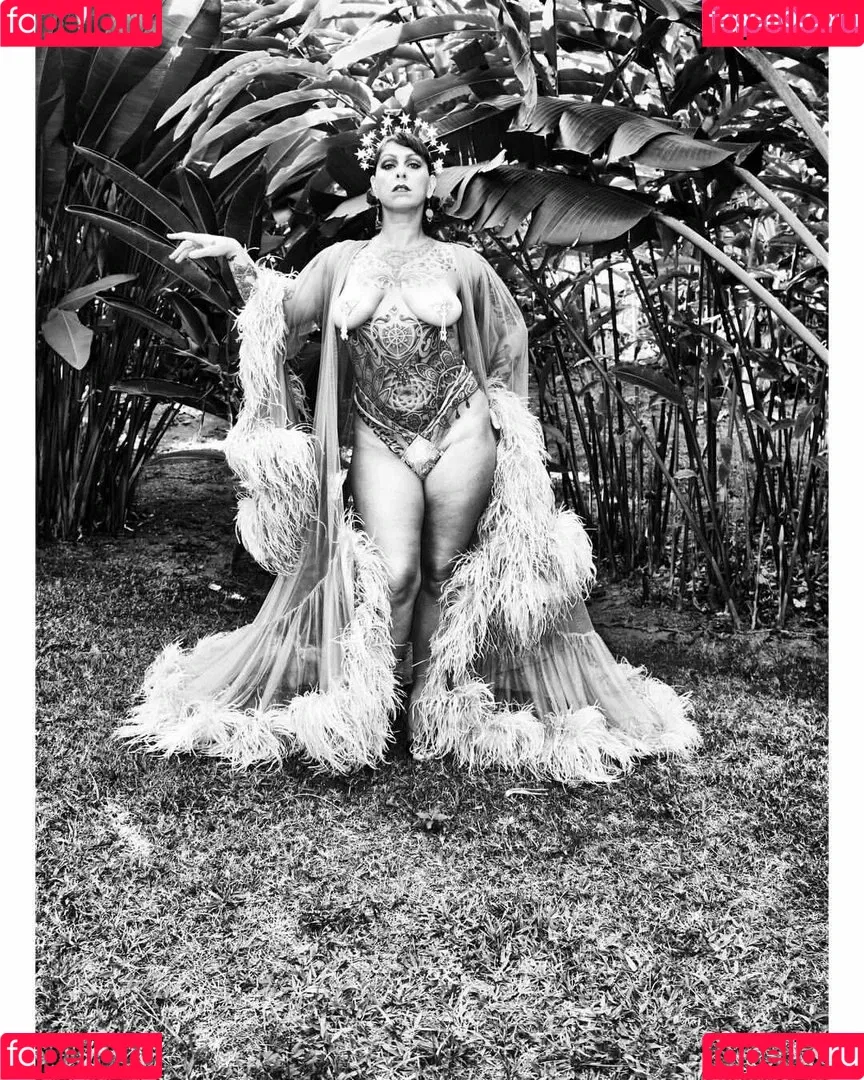 Danielle Colby / DanielleColby / daniellecolbyamericanpicker Onlyfans Photo Gallery 