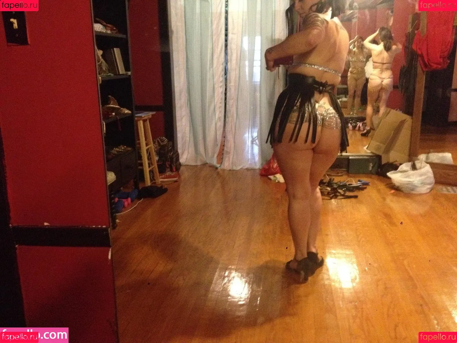 Danielle Colby / DanielleColby / daniellecolbyamericanpicker Onlyfans Photo Gallery 