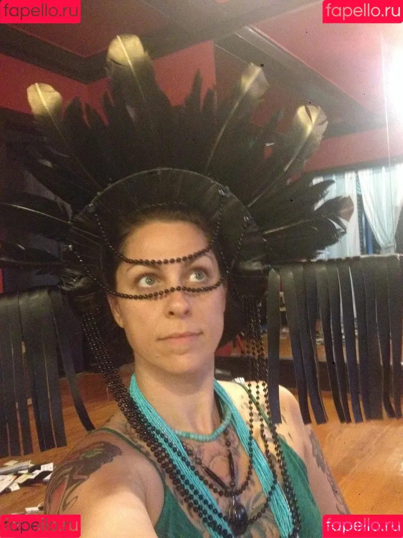 Danielle Colby / DanielleColby / daniellecolbyamericanpicker Onlyfans Photo Gallery 