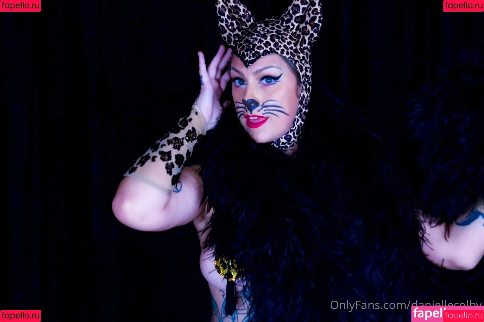Danielle Colby / DanielleColby / daniellecolbyamericanpicker Onlyfans Photo Gallery 