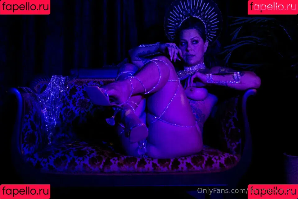 Danielle Colby / DanielleColby / daniellecolbyamericanpicker Onlyfans Photo Gallery 