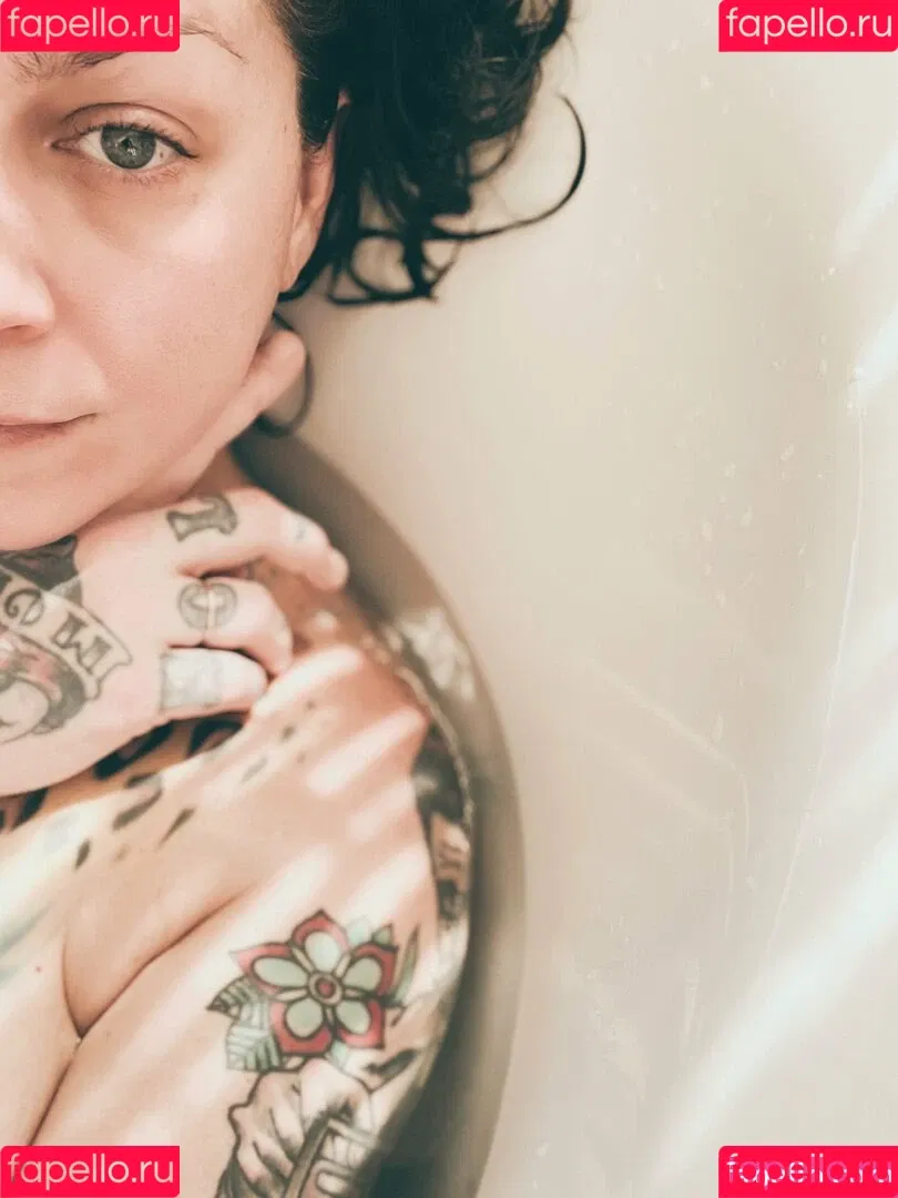 Danielle Colby / DanielleColby / daniellecolbyamericanpicker Onlyfans Photo Gallery 