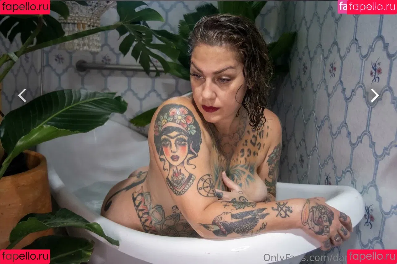 Danielle Colby / DanielleColby / daniellecolbyamericanpicker Onlyfans Photo Gallery 
