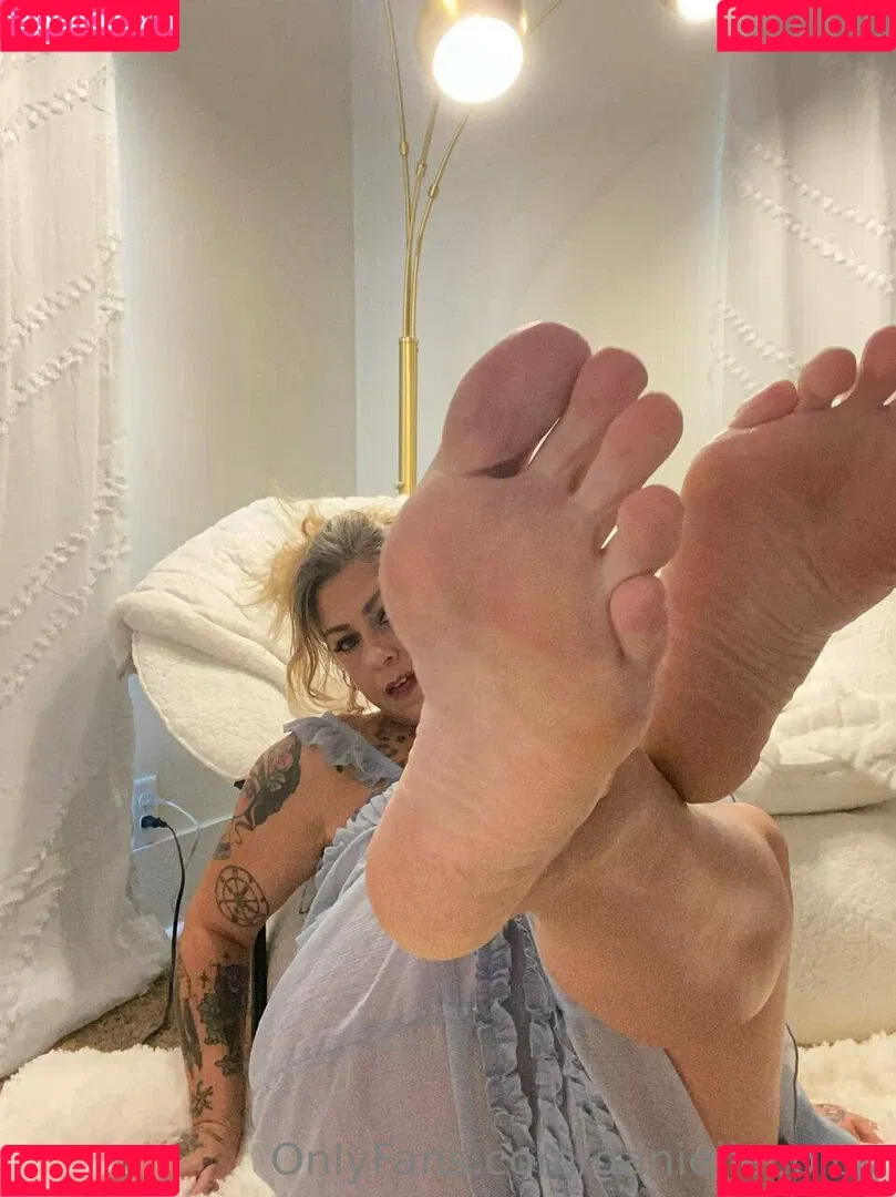 Danielle Colby / DanielleColby / daniellecolbyamericanpicker Onlyfans Photo Gallery 