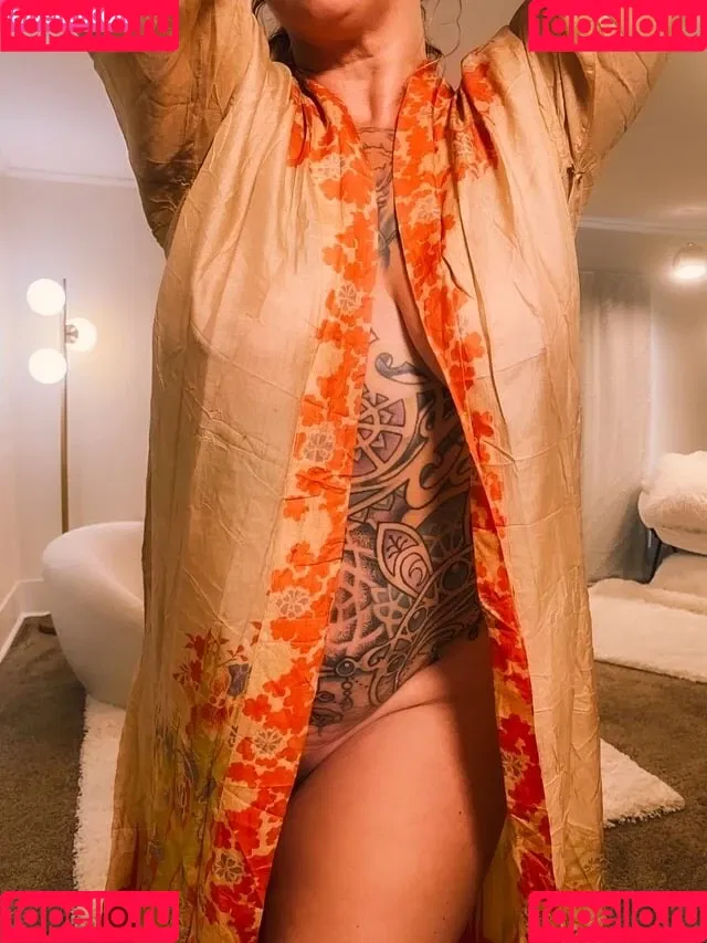 Danielle Colby / DanielleColby / daniellecolbyamericanpicker Onlyfans Photo Gallery 