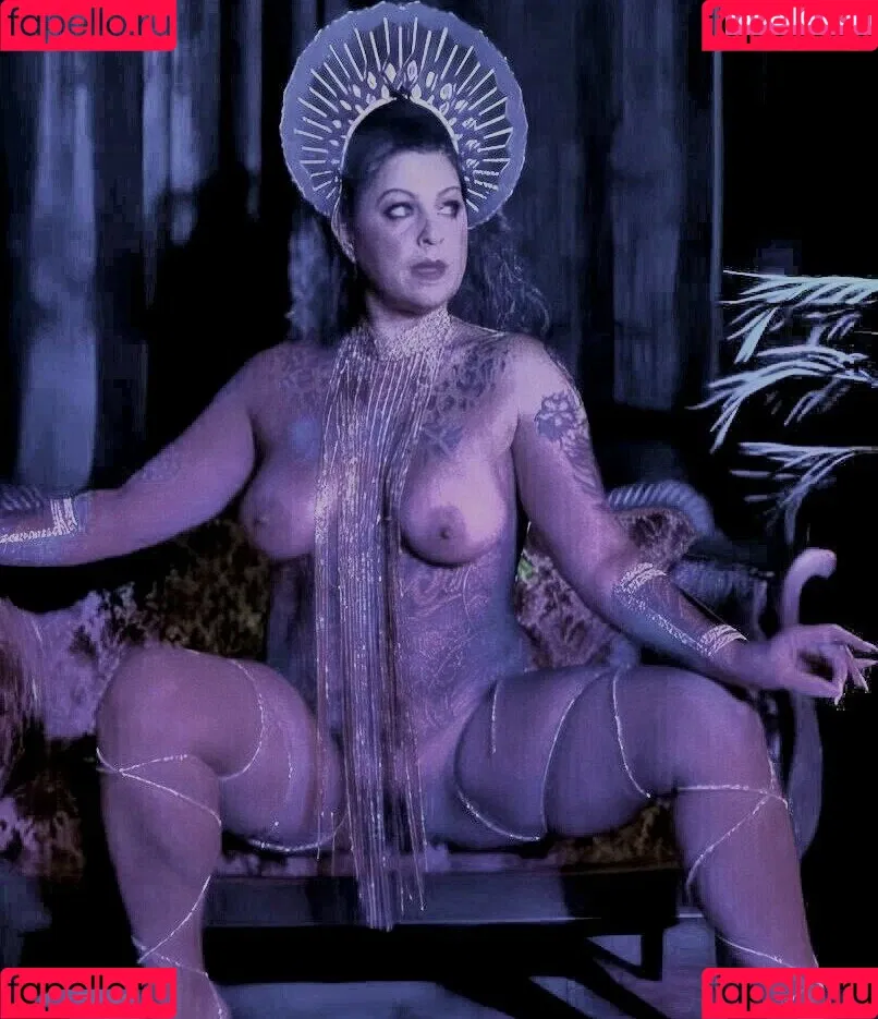 Danielle Colby / DanielleColby / daniellecolbyamericanpicker Onlyfans Photo Gallery 