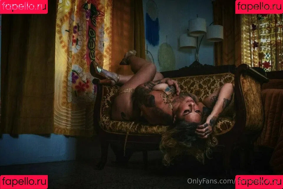 Danielle Colby / DanielleColby / daniellecolbyamericanpicker Onlyfans Photo Gallery 