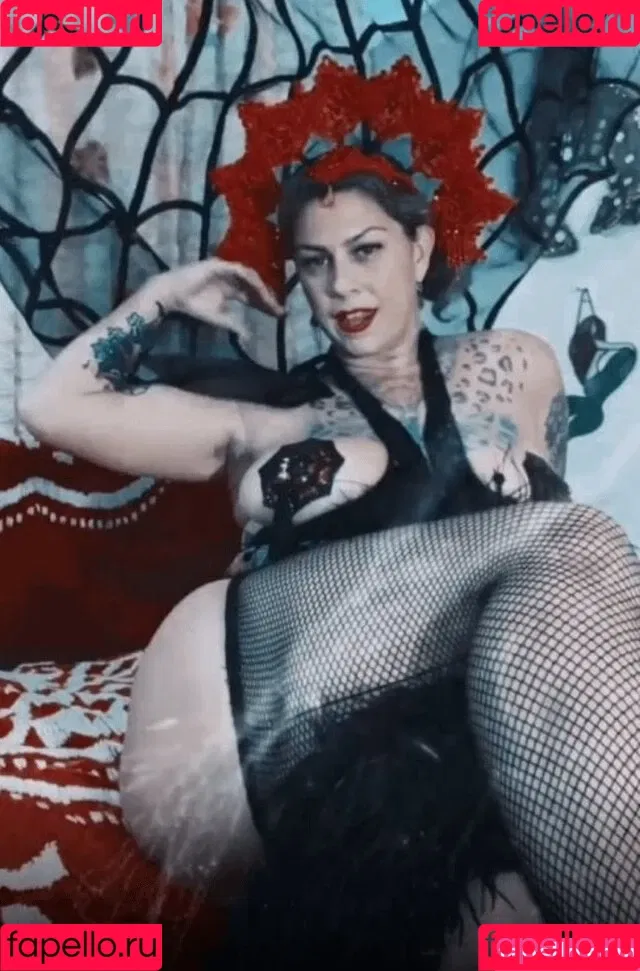 Danielle Colby / DanielleColby / daniellecolbyamericanpicker Onlyfans Photo Gallery 