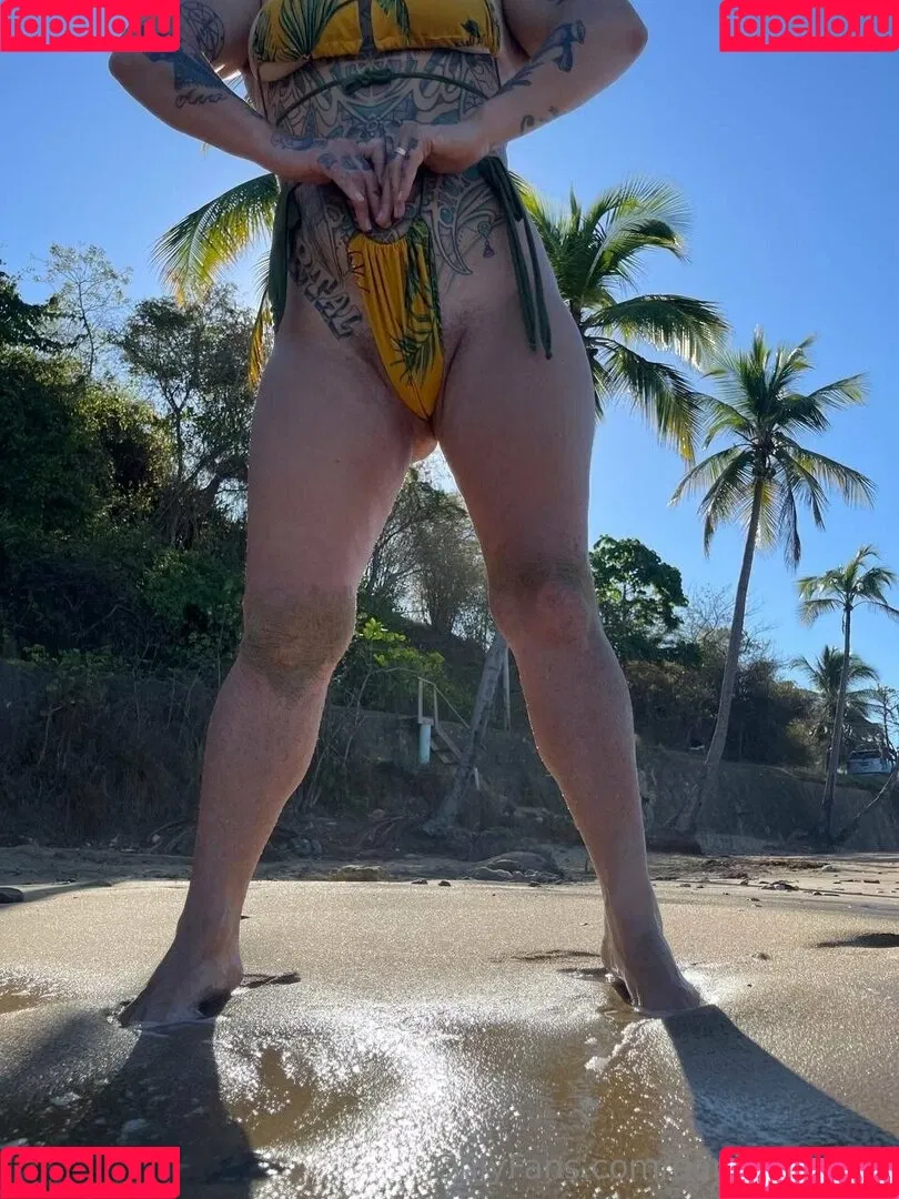 Danielle Colby / DanielleColby / daniellecolbyamericanpicker Onlyfans Photo Gallery 