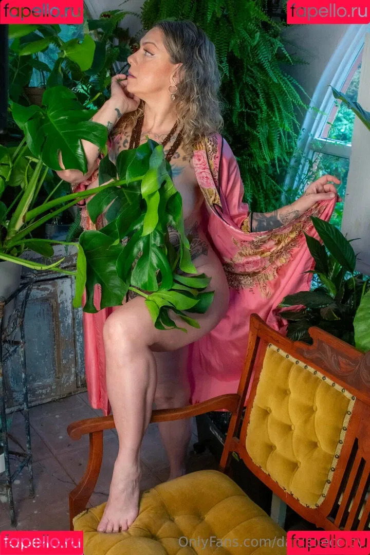 Danielle Colby / DanielleColby / daniellecolbyamericanpicker Onlyfans Photo Gallery 