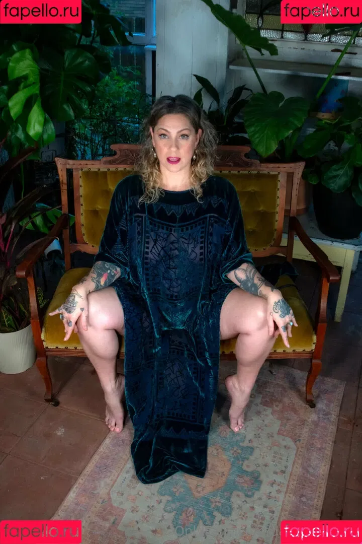 Danielle Colby / DanielleColby / daniellecolbyamericanpicker Onlyfans Photo Gallery 