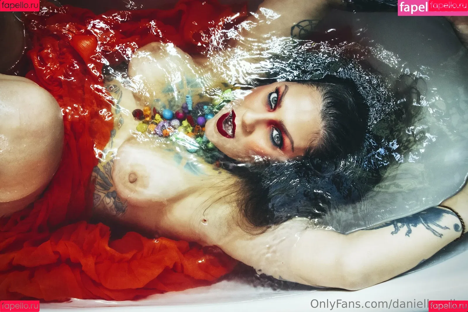 Danielle Colby / DanielleColby / daniellecolbyamericanpicker Onlyfans Photo Gallery 