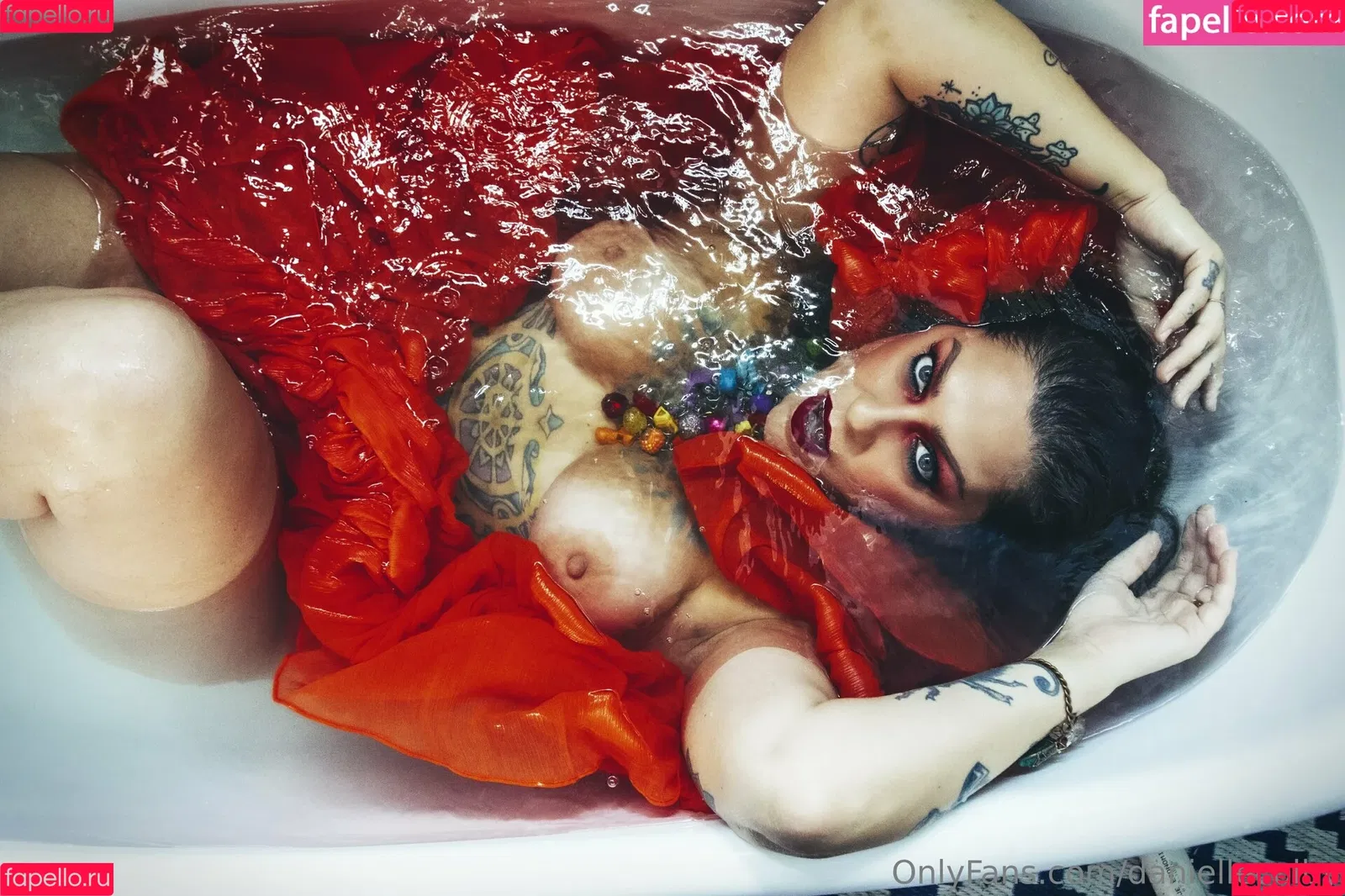 Danielle Colby / DanielleColby / daniellecolbyamericanpicker Onlyfans Photo Gallery 