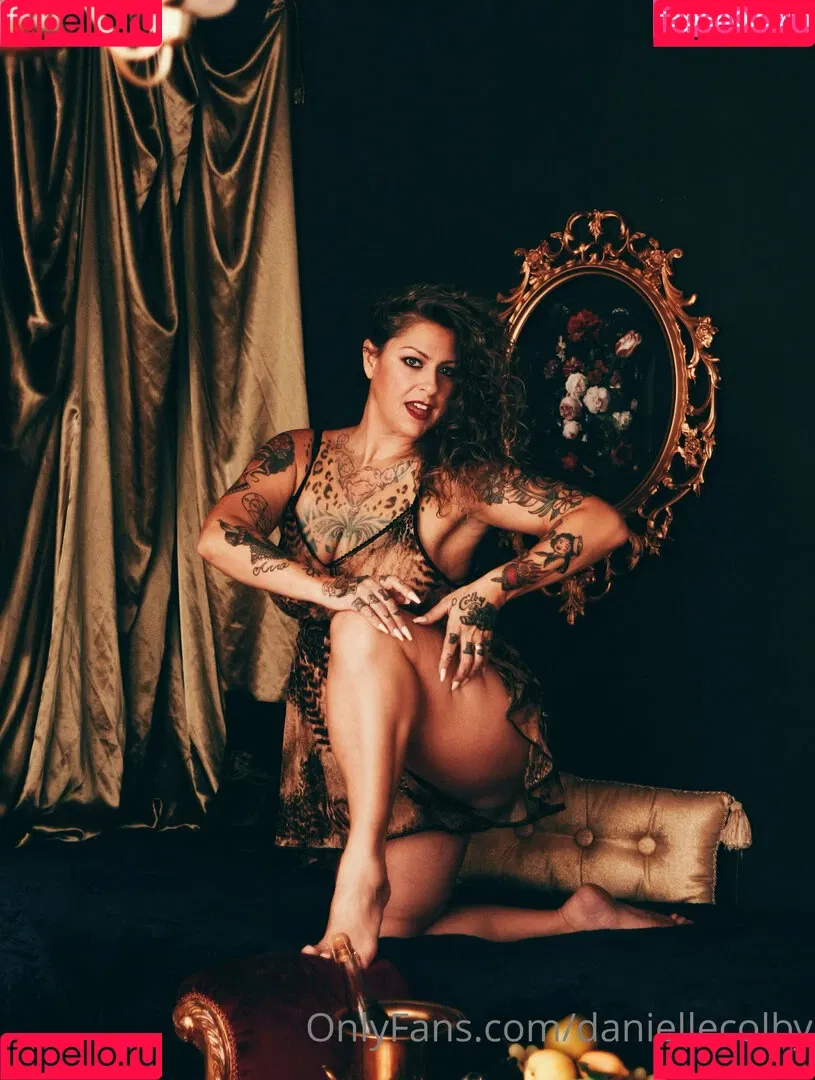 Danielle Colby / DanielleColby / daniellecolbyamericanpicker Onlyfans Photo Gallery 