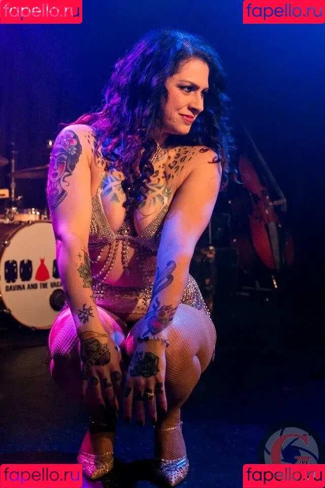 Danielle Colby / DanielleColby / daniellecolbyamericanpicker Onlyfans Photo Gallery 
